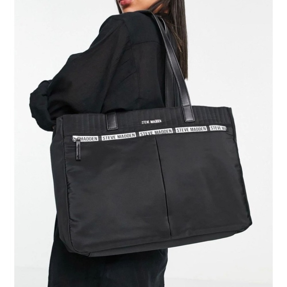 Steve Madden Zippa Tote Bag Large Black Nylon Quilted Logo Tape Zip Shoulder Bag